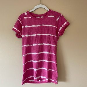 Pink Lulu tee with white stripes